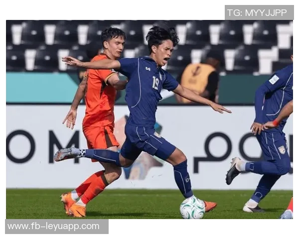 国足备战乌兹别克斯坦淘汰赛媒体人强调全神贯注是关键